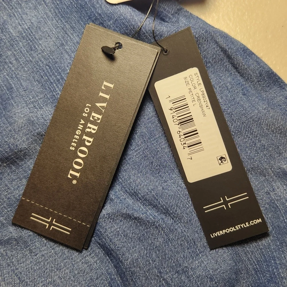 NWT Liverpool Crenshaw Collared Camp Shirt Chambray Hi-Low Summer‎ Casual